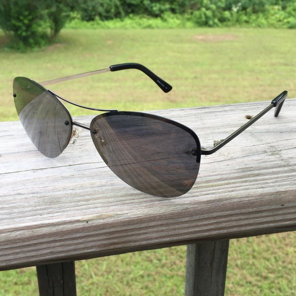 Cole Haan Other - Cole Haan Men’s Polarized Sunglasses Aviators